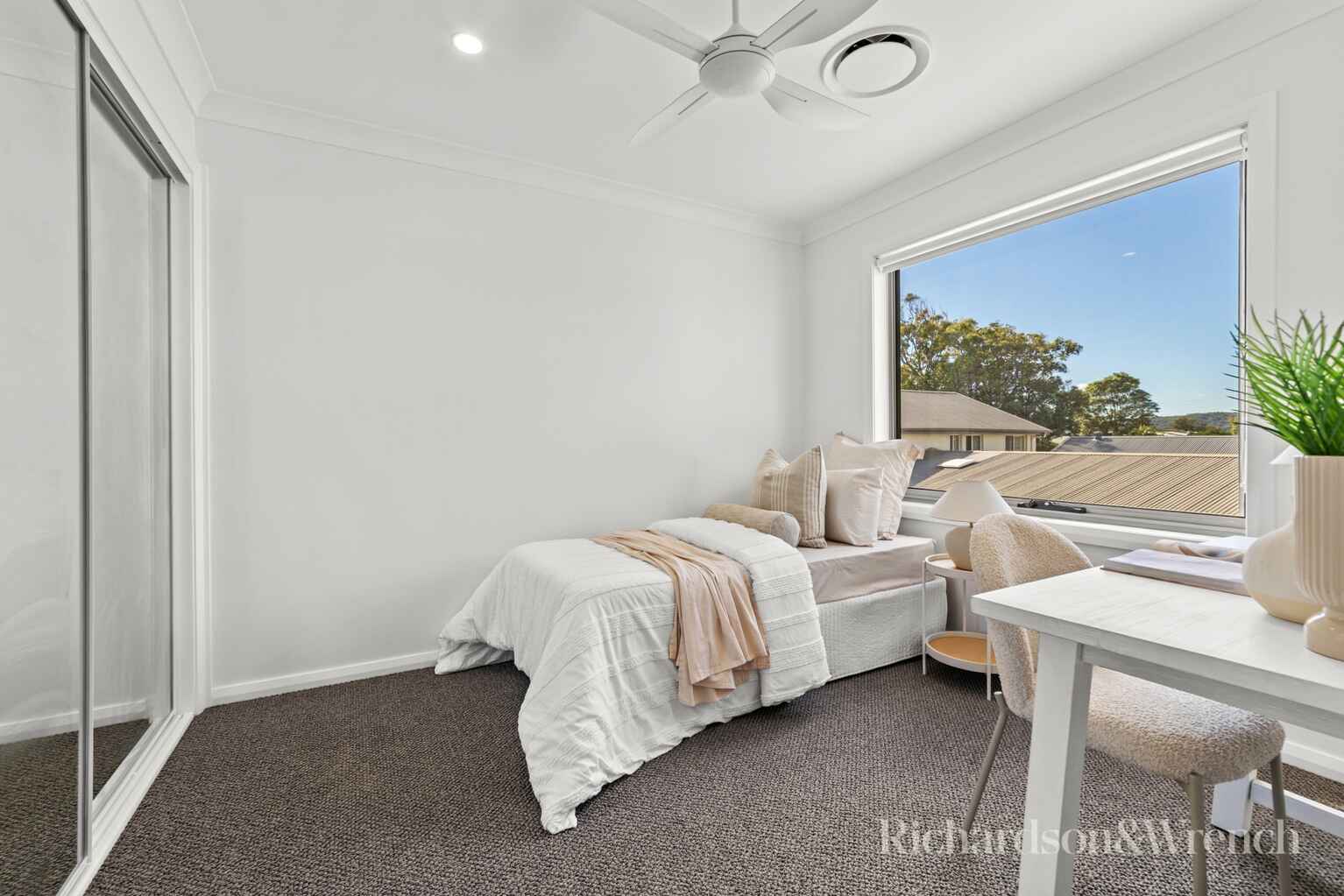 2,3/36 Kourung Street Ettalong Beach