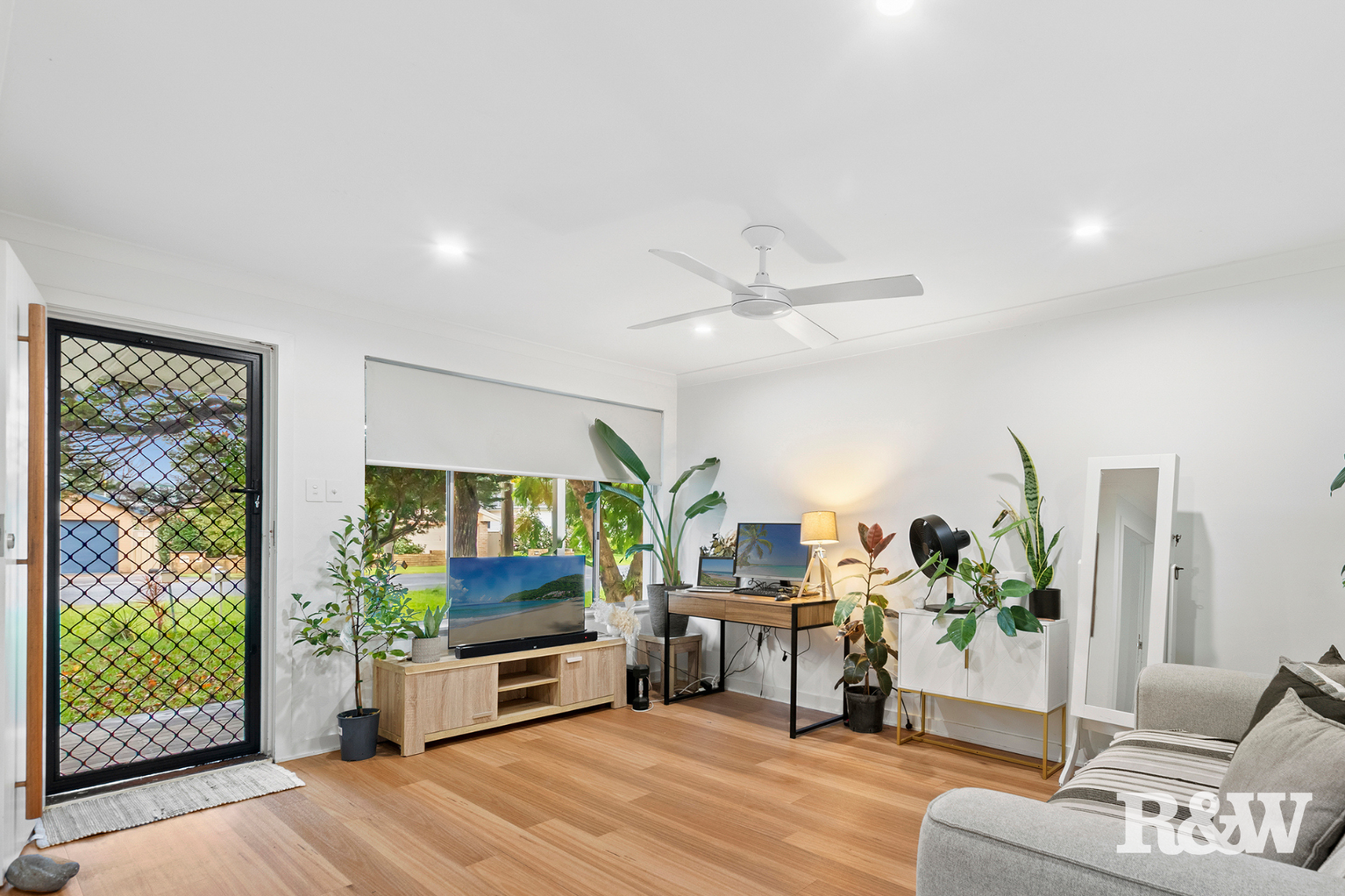 14 Wentworth Avenue Woy Woy