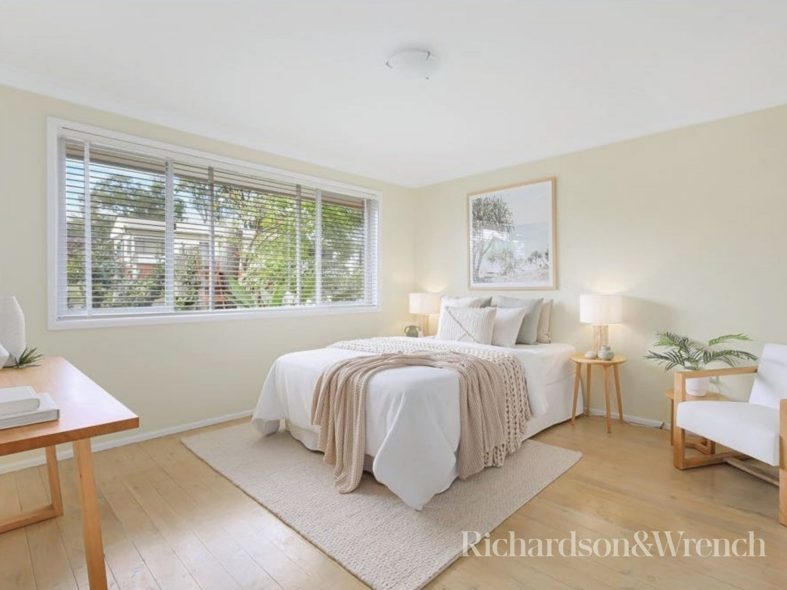 12 Matthews Parade Point Clare
