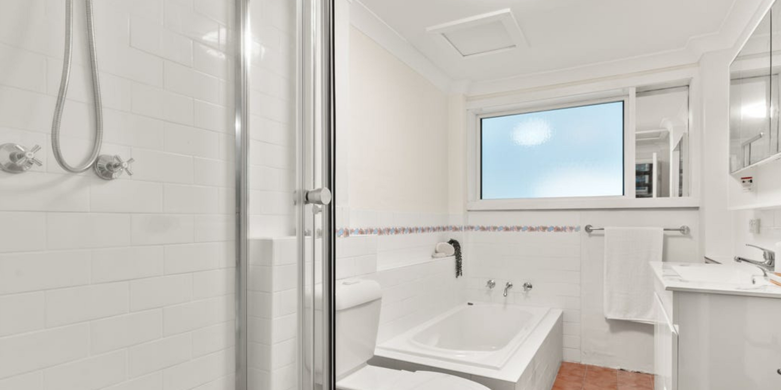 6 Lexington Parade Green Point