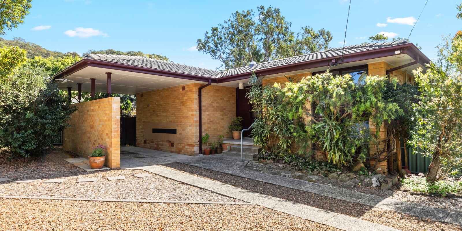 19 MacLeay Avenue Woy Woy