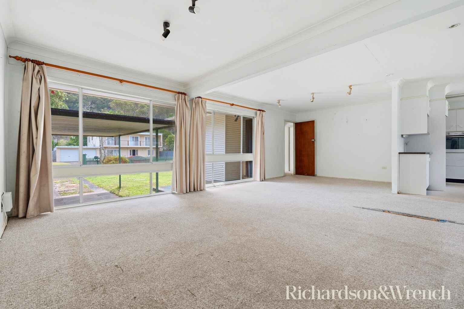 54 Bluefish Crescent Tascott